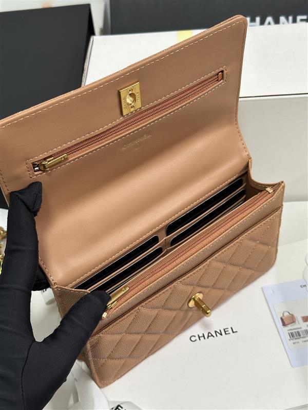 2026127205142759 700